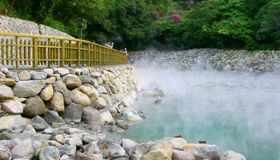 Dive into the tranquil charm of Ha Tinh Travel