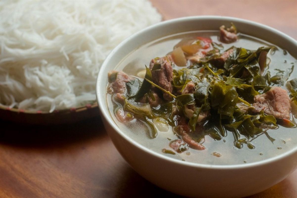 Photograph the vibrant allure of Mai Chau’s food scene