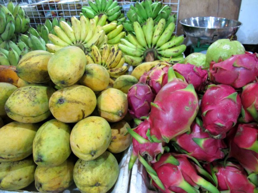 Photograph the colorful allure of Phnom Penh’s markets