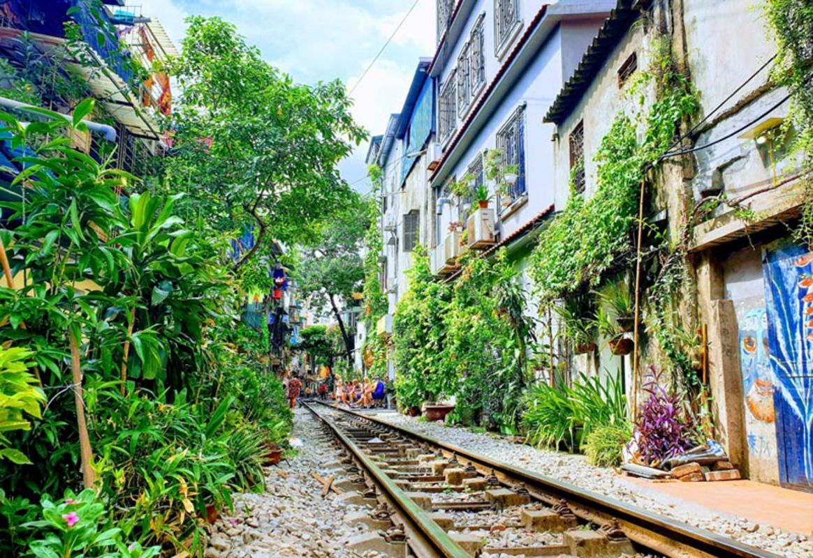 Capture the thrilling energy of Train Street’s cultural gem