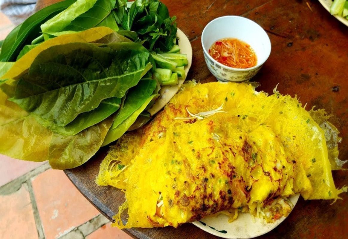 Photograph the vibrant allure of Vung Tau’s food scene