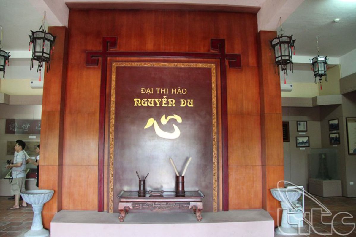 Learn Ha Tinh’s cultural heritage with expert insights