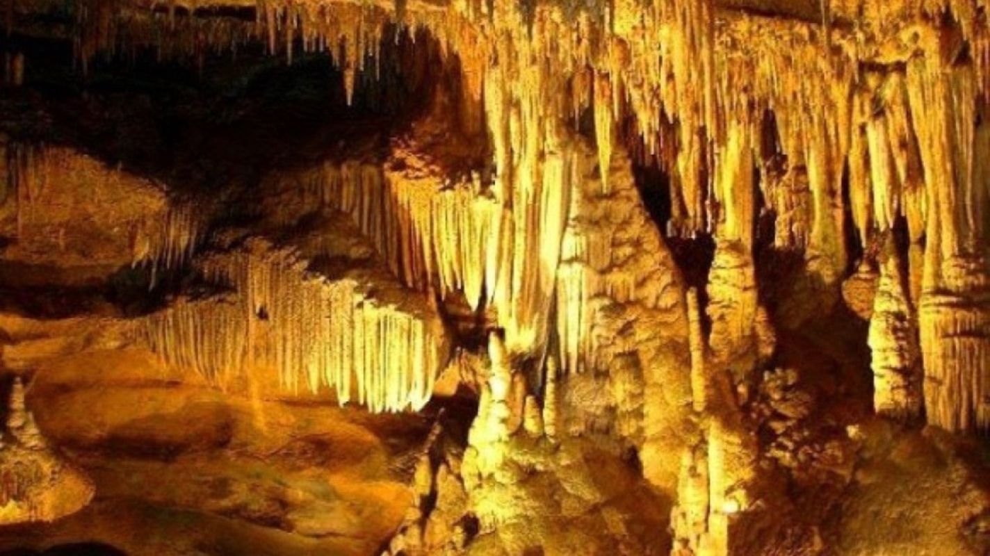 Dive into the adventurous charm of Hoa Binh Travel