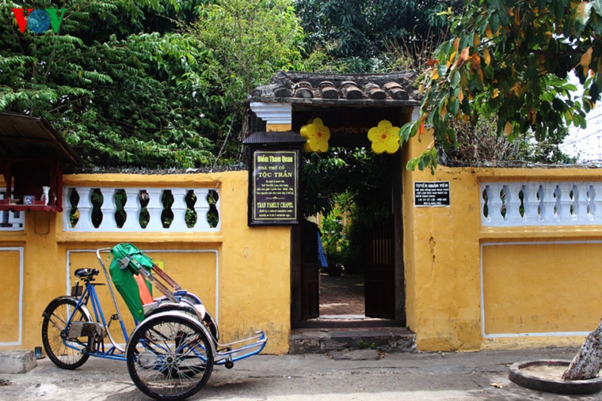 Capture the historic beauty of Hoi An’s cultural gem