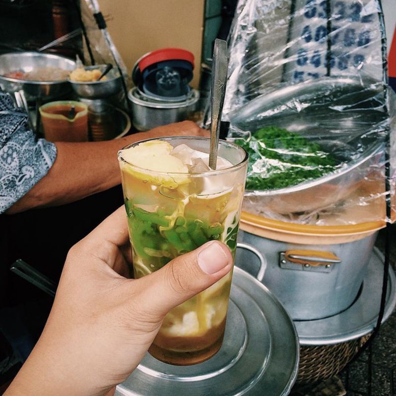 Photograph the vibrant allure of Ho Chi Minh City’s culinary scene