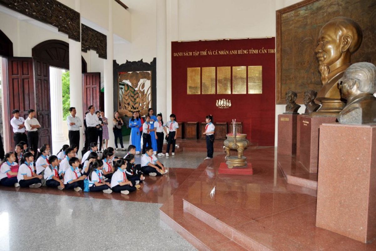 Photograph the vibrant allure of Can Tho’s culture