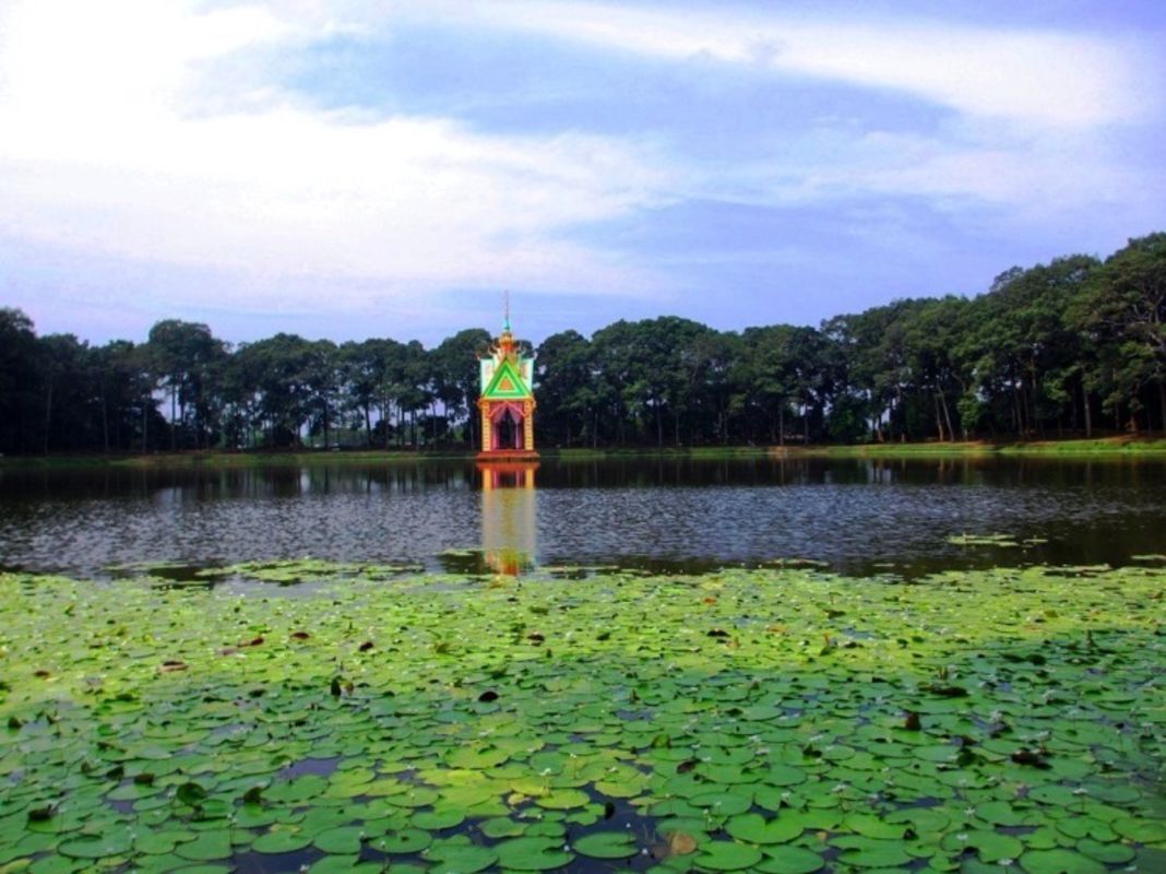 Start your Tra Vinh Travel with serene vistas