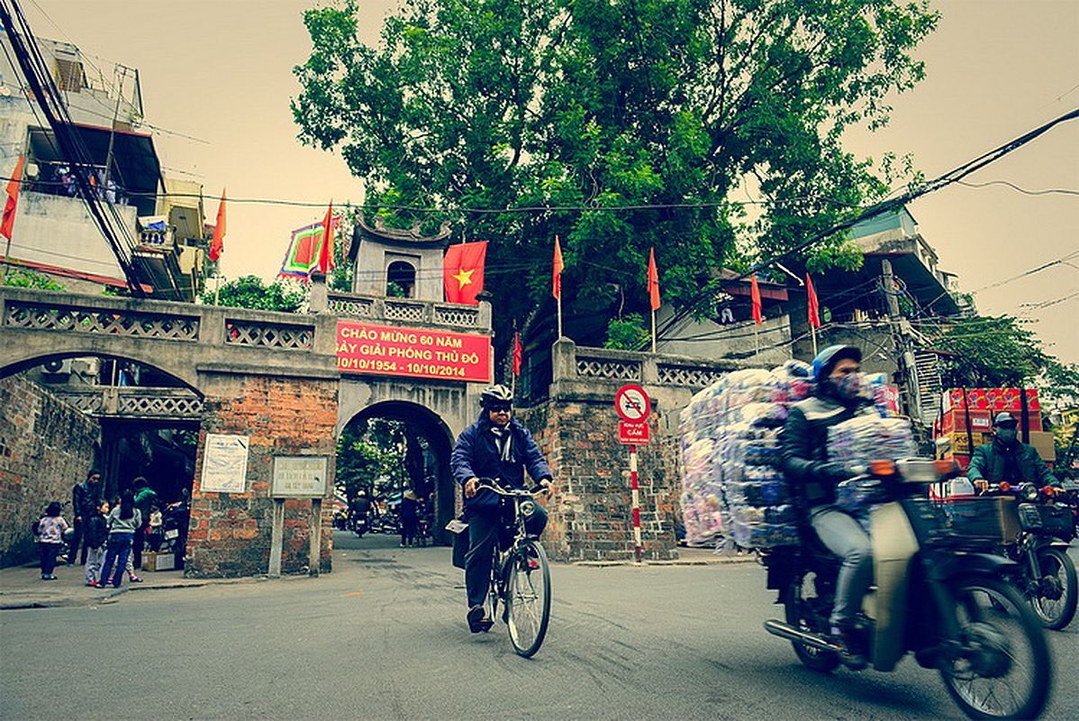 Capture the vibrant energy of Hanoi’s cultural gem
