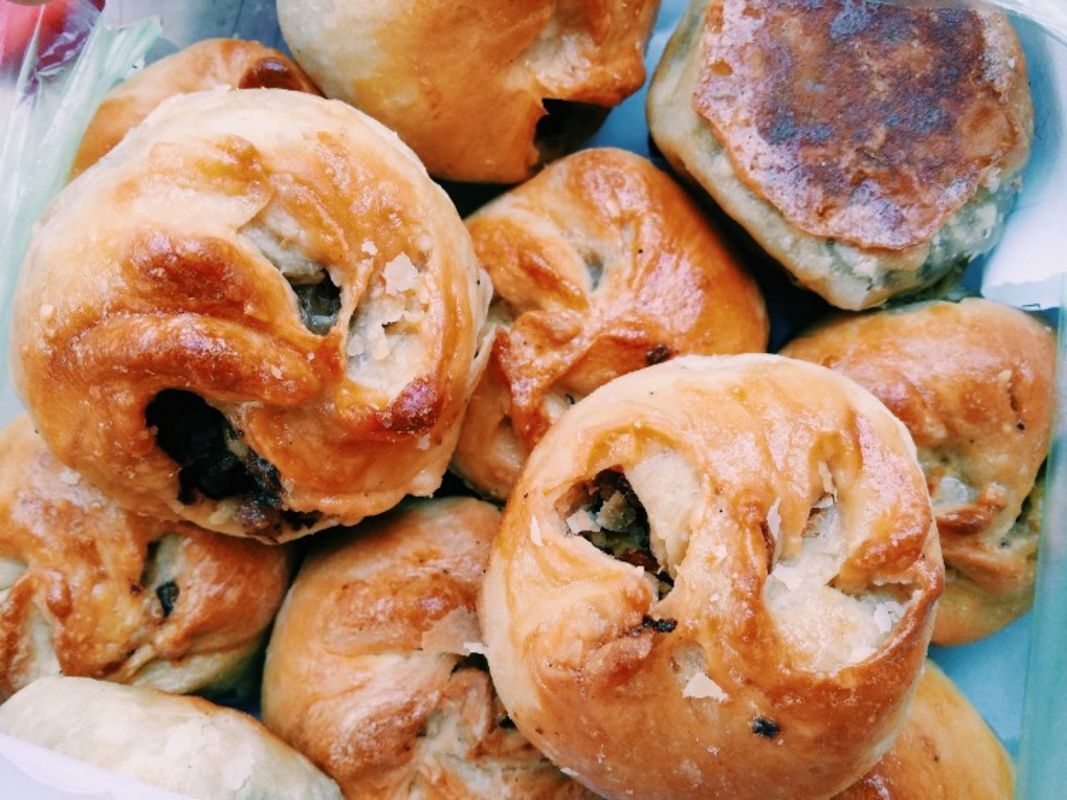 Xiu Pao Cake - Start your Ninh Binh Travel with lively culinary vibes