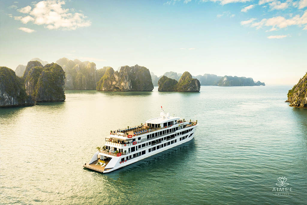 Wake up to Halong Bay’s golden glow
