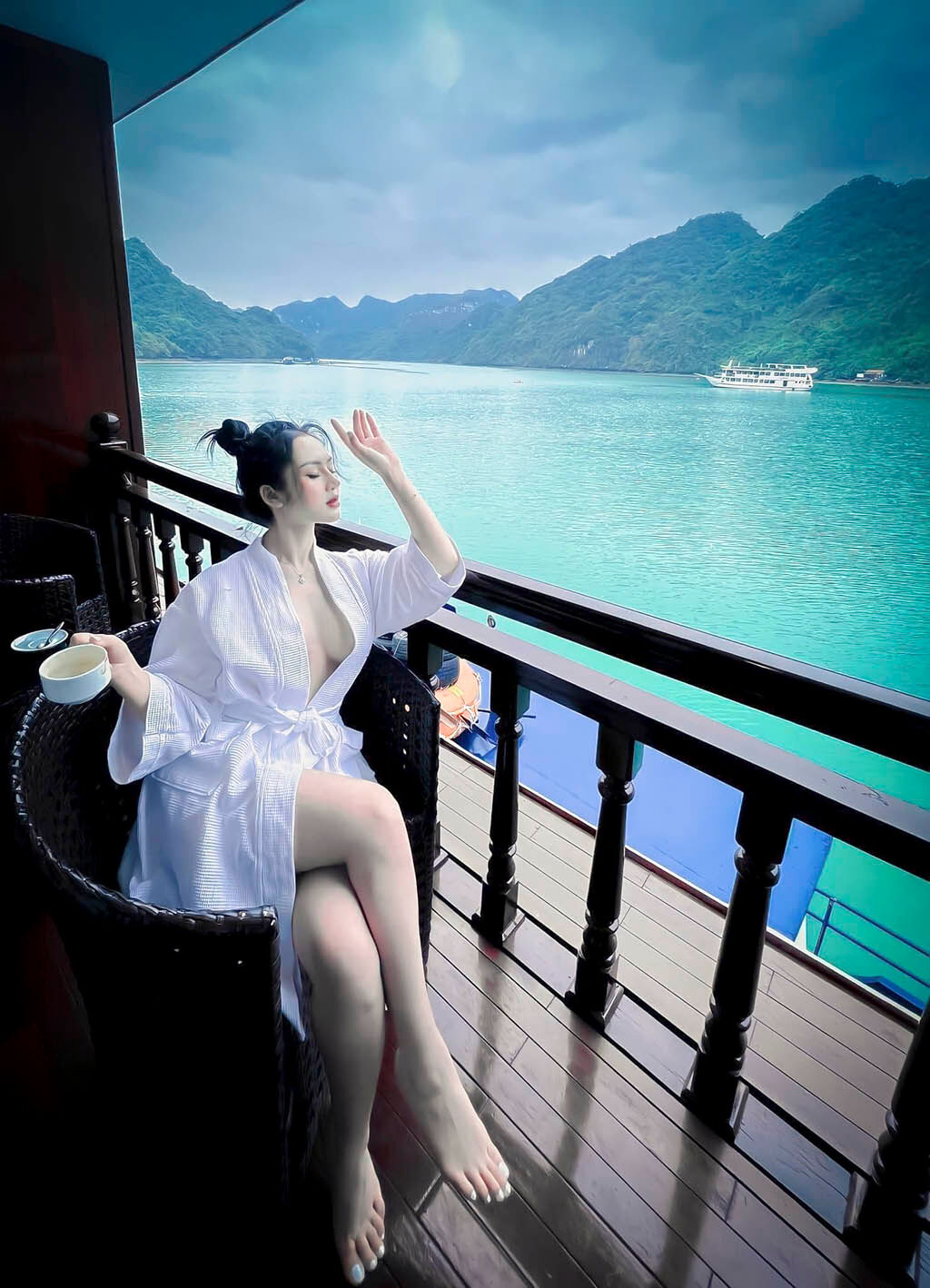 Relax in luxury with panoramic views