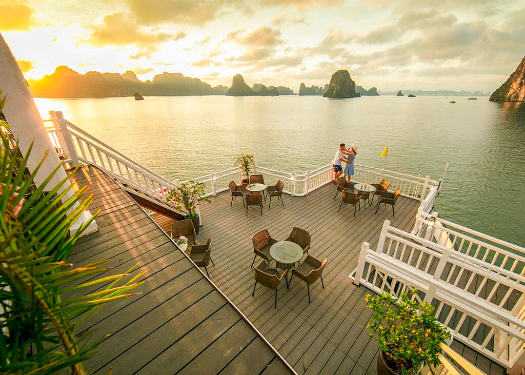 Begin your exploration with Halong Bay’s mystical ambiance