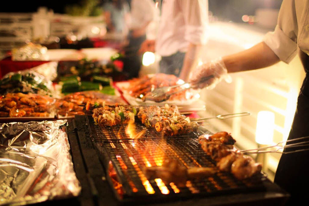 Savor fresh flavors on your Halong Bay Tour