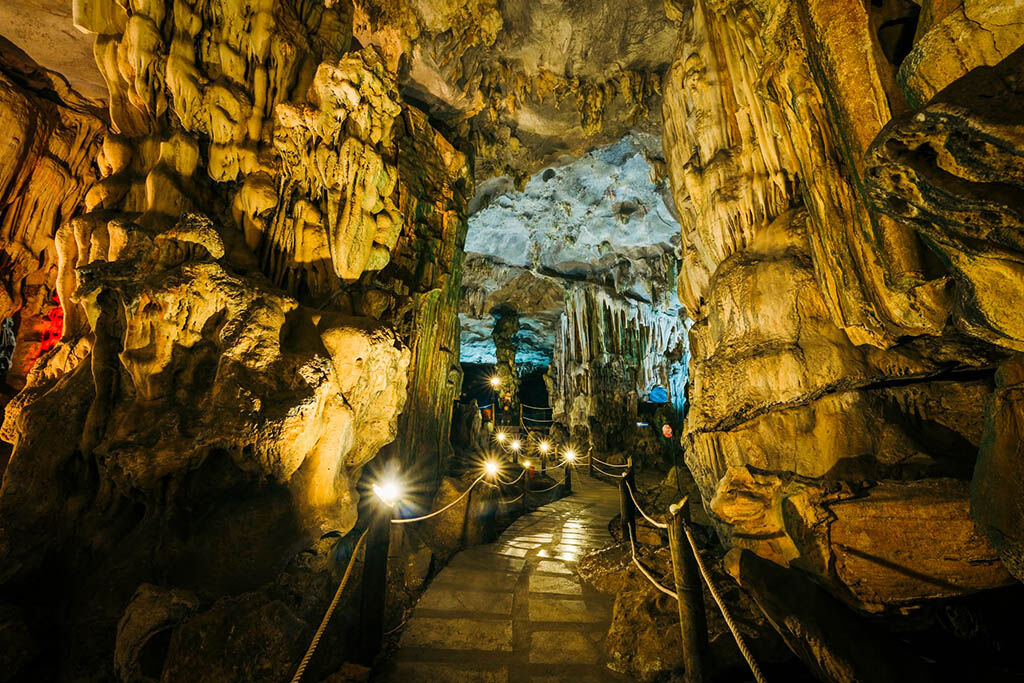 Capture Halong Bay’s timeless beauty