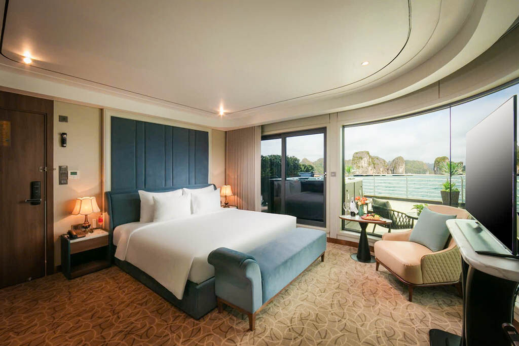 Wake up to Halong Bay’s beauty
