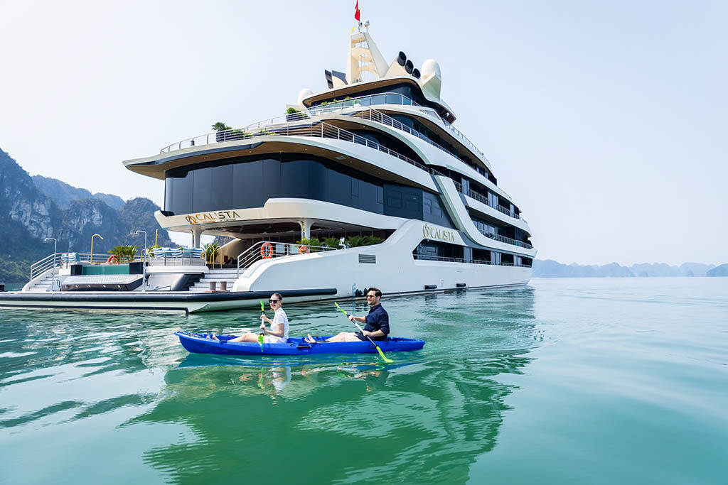 Paddle through emerald waters to a hidden lagoon