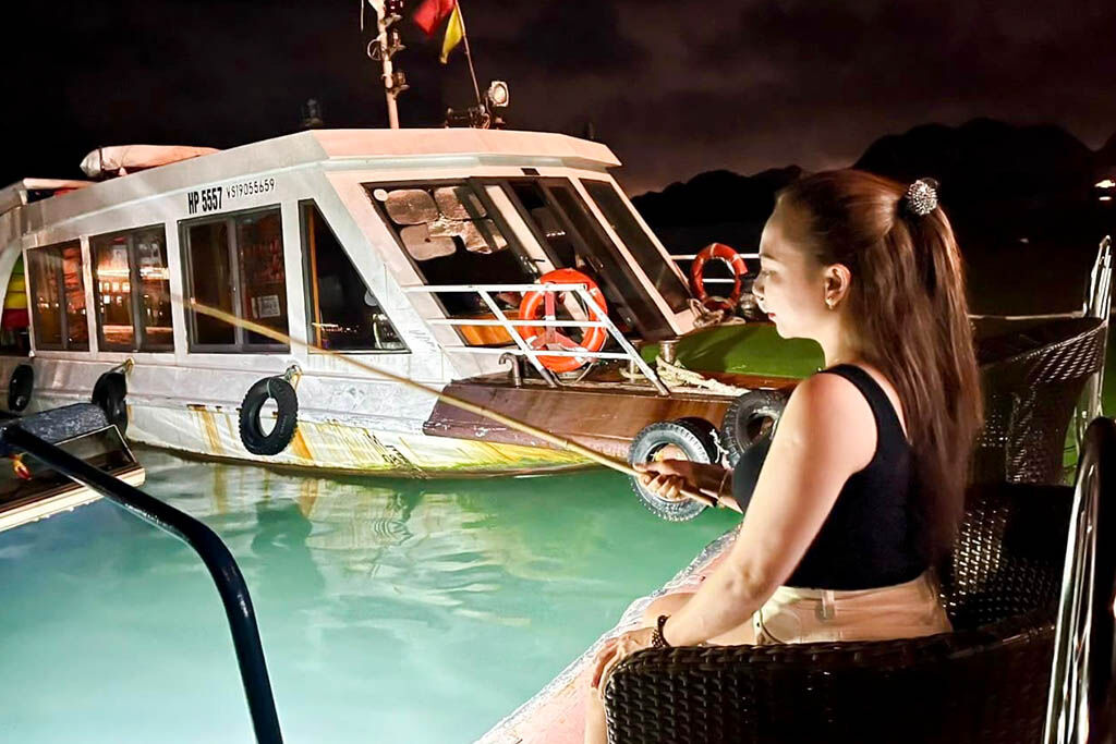Unwind to the gentle rhythm of Halong Bay