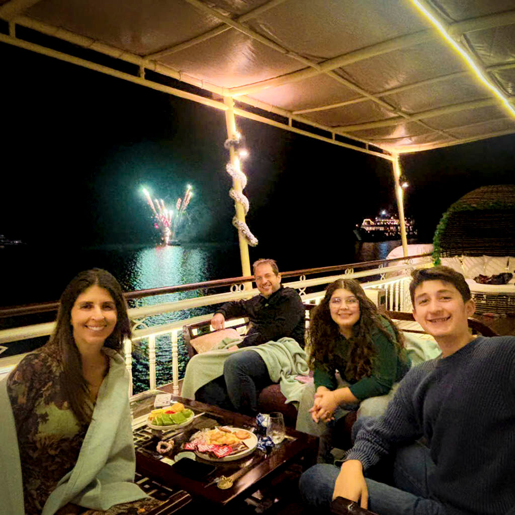 Find your forever moment aboard a Halong Bay cruise