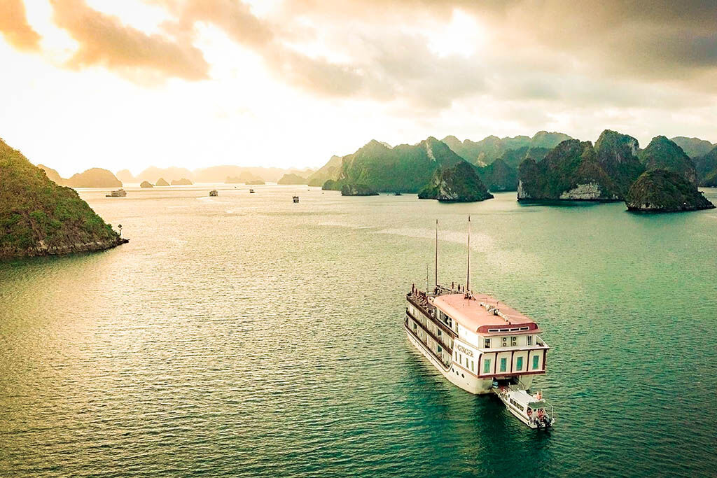 Vietnam’s iconic karsts