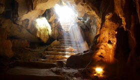 Halong Bay Cruise-Lamour Private Cave