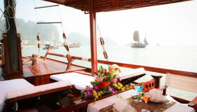 Halong Bay Cruise-Lamour Private Sundeck