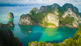Halong Bay Cruise-Lamour Private charter Cruise