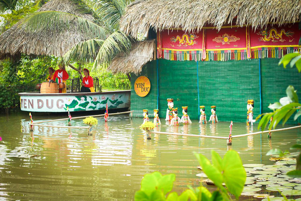 Discover the soul of Vietnam through Halong Bay’s peaceful waters