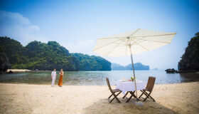Halong Bay Cruise-Lamour Private Beach