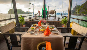 Halong Bay Cruise-Lamour Private