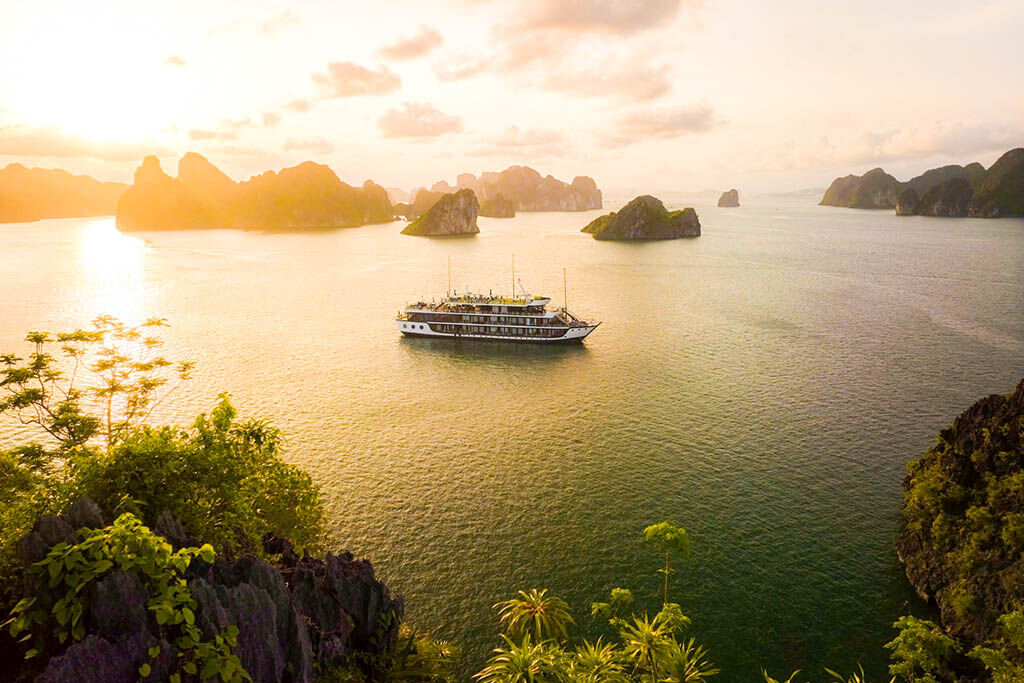 Savor luxury on Le Journey Elegance Cruise
