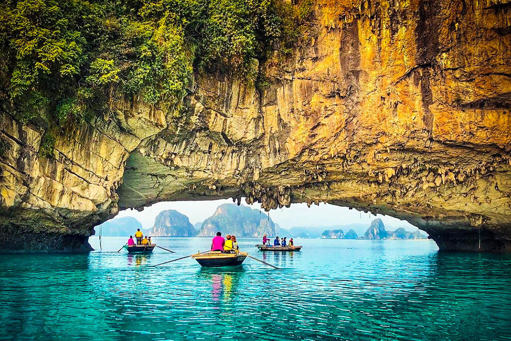 Glide through Halong Bay’s serene waters