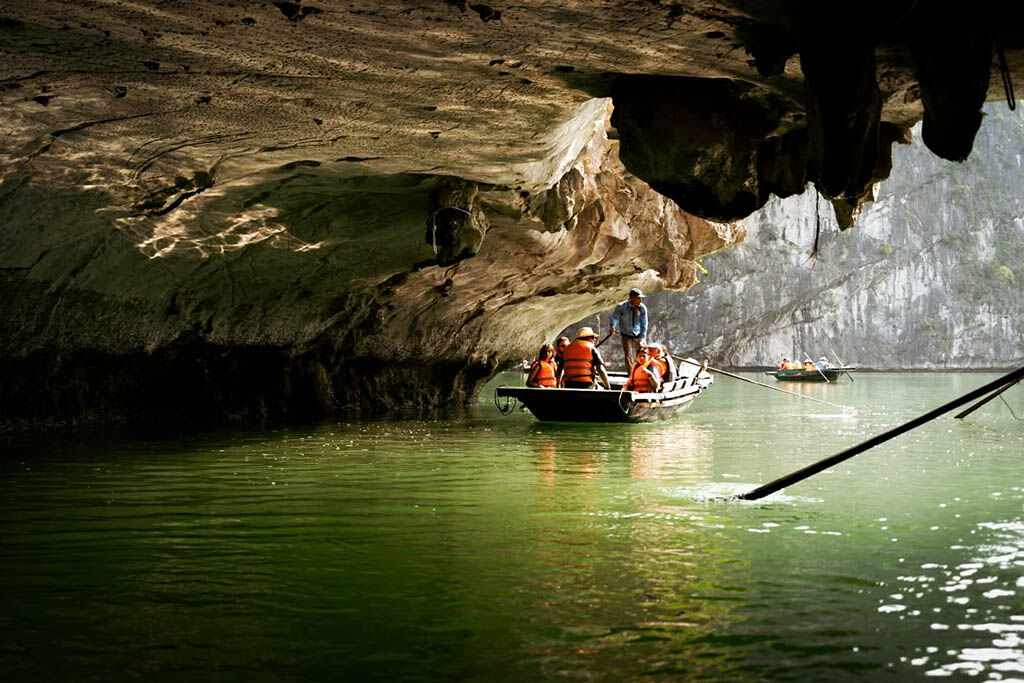 Discover hidden wonders in Lan Ha Bay