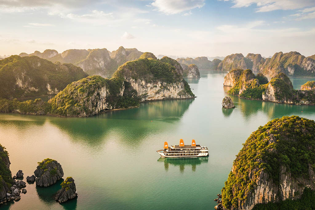 Create unforgettable moments on the emerald waters of Halong Bay with Majesty Prime Cruise