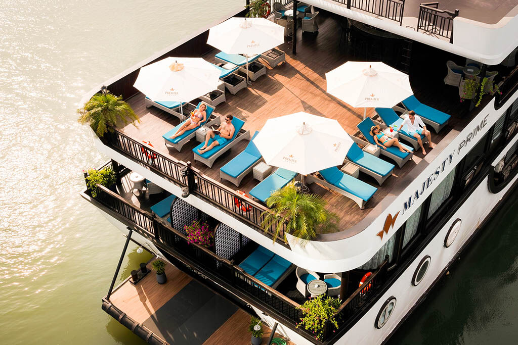Retreat in floating elegance