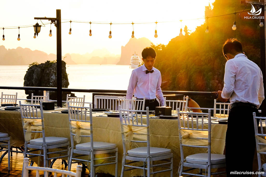 Savor gourmet dining with panoramic views of Halong Bay