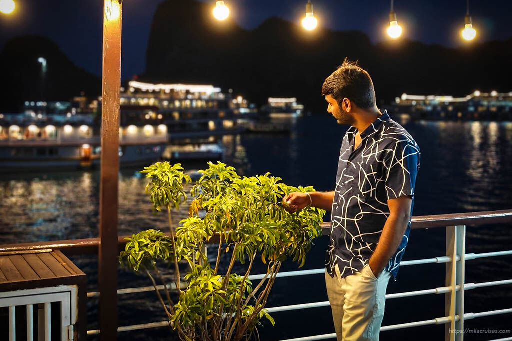Experience the beauty of Halong Bay from every angle