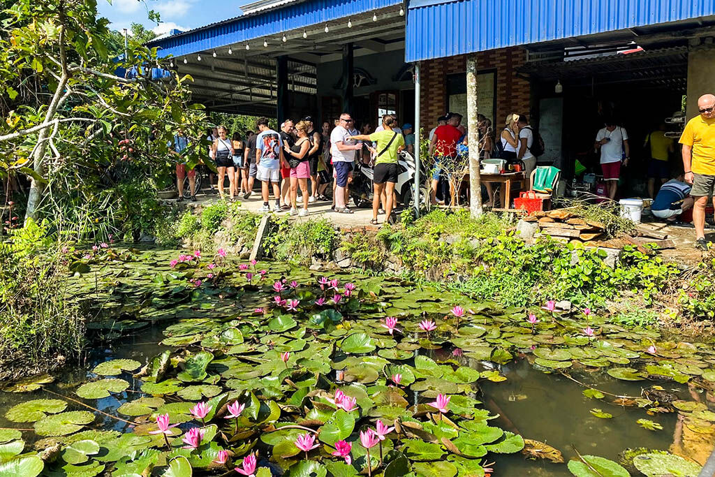 Discover local life on the 3-day itinerary