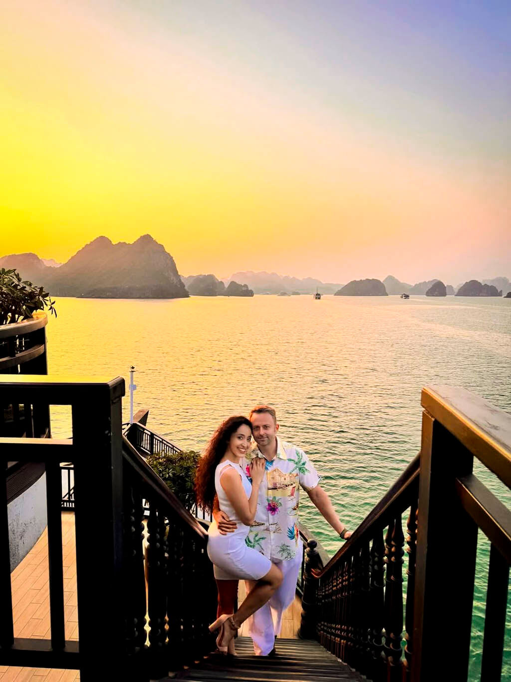 Experience a romantic escape across Halong Bay’s scenery