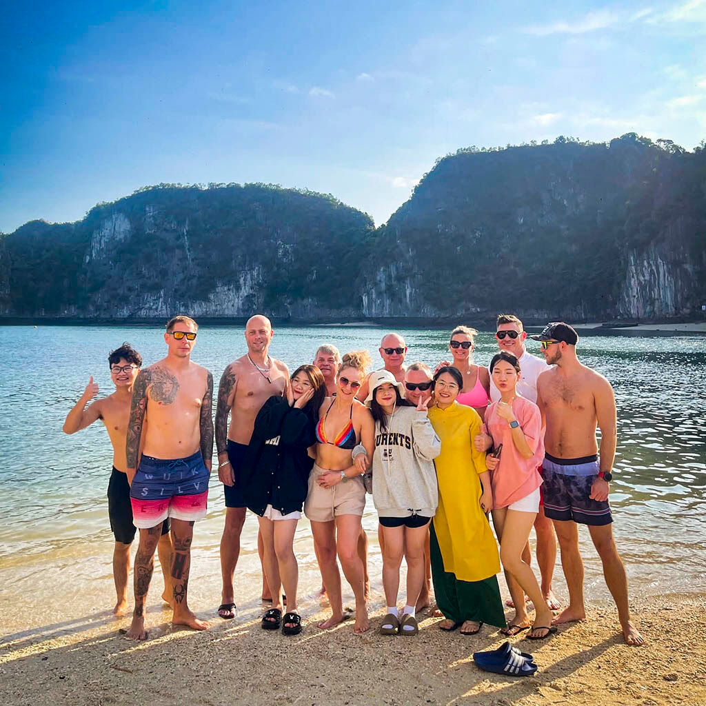 Relax in paradise with Rita Cruise