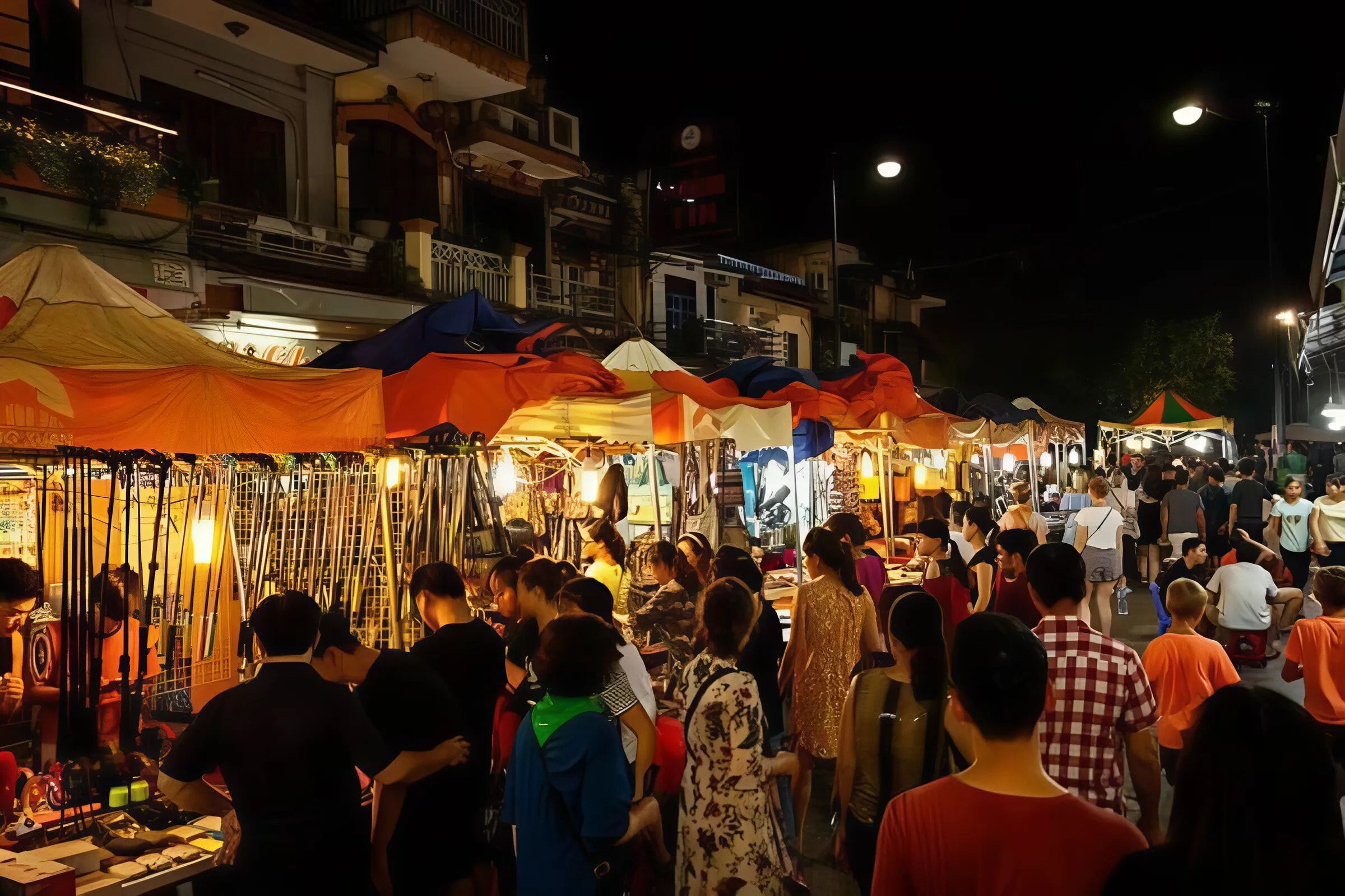 Capture the bustling beauty of Hanoi’s cultural landmarks