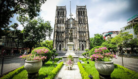 Hanoi Lake-to-Lake Private Discovery Tour with Airport Pickup