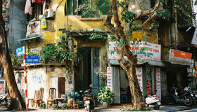 Hanoi Temple Literature Classic Full Day Private Tour with Airport Pickup