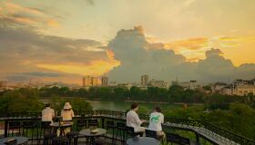 Hanoi Rooftop Bar for tourists