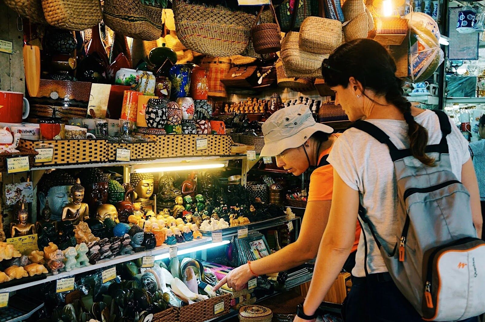 Photograph the vibrant spirit of Saigon’s markets