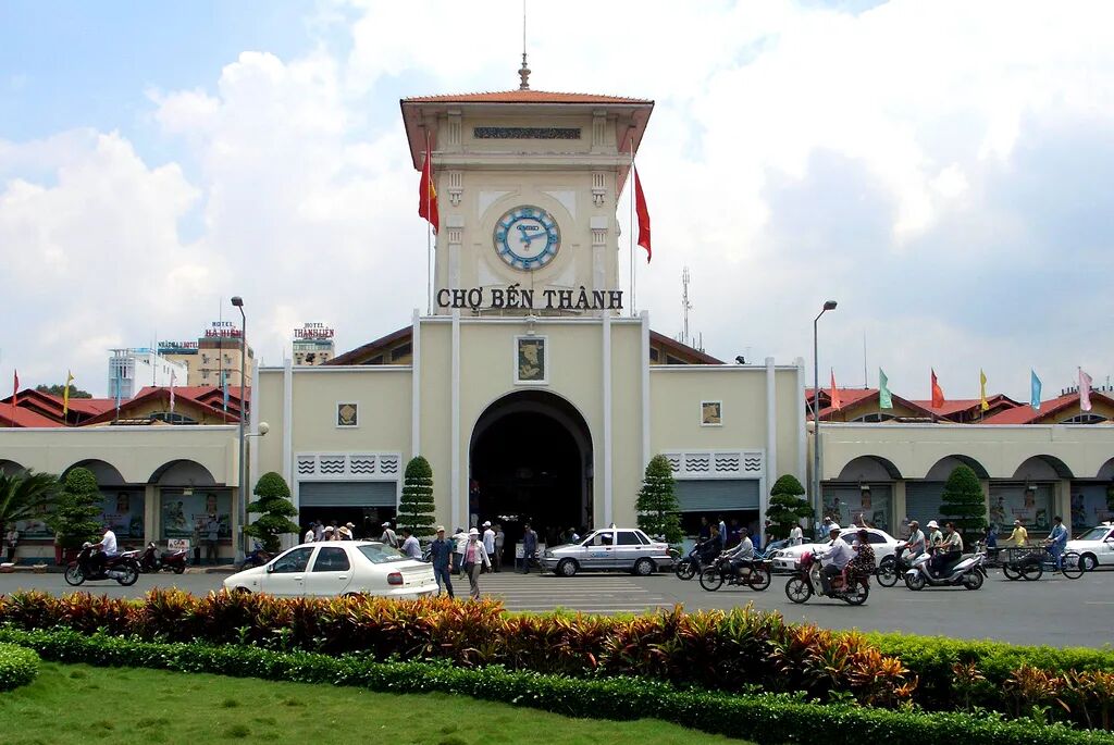 Photograph the bustling spirit of Saigon’s markets