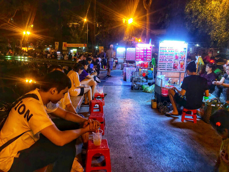 Capture the authentic charm of Vietnam’s cultural scene
