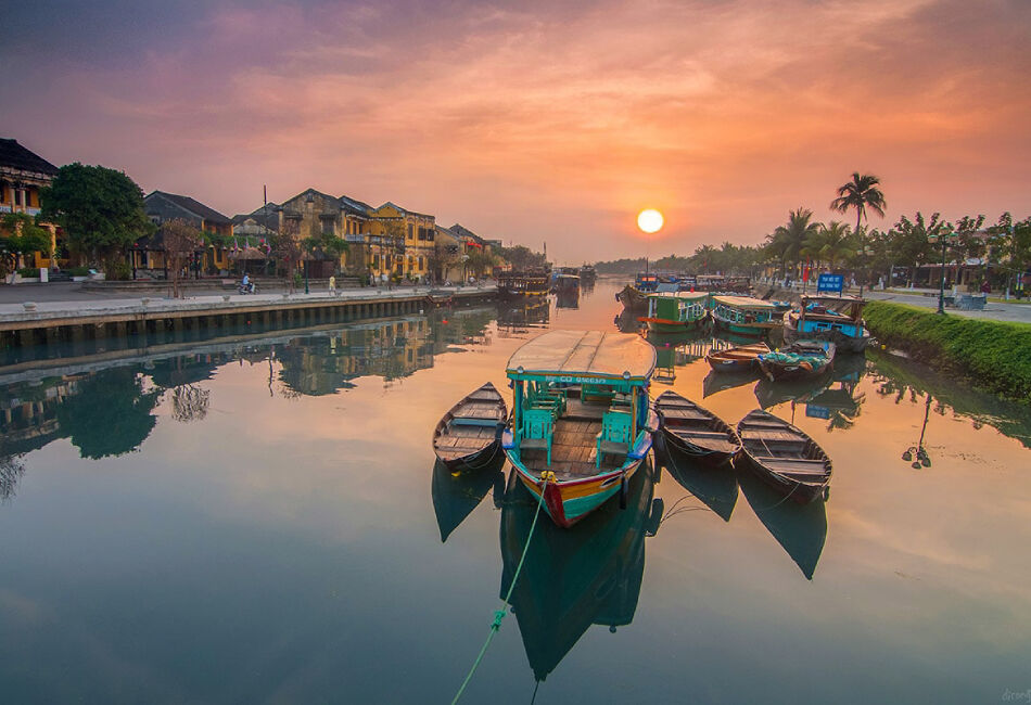 Start your journey with Hoi An’s charming glow