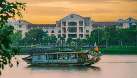 Hue Dragon Boat on Perfume River
