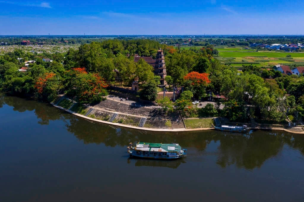 Start your journey with Vietnam’s scenic glow