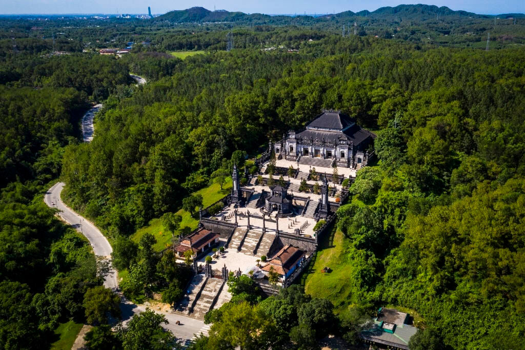 Hue-Phong Canh-Lang Khai Dinh Tomb